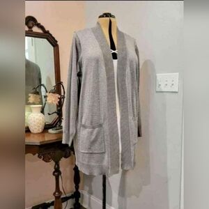 NWT 2X Grey Classic Pocket Cardigan